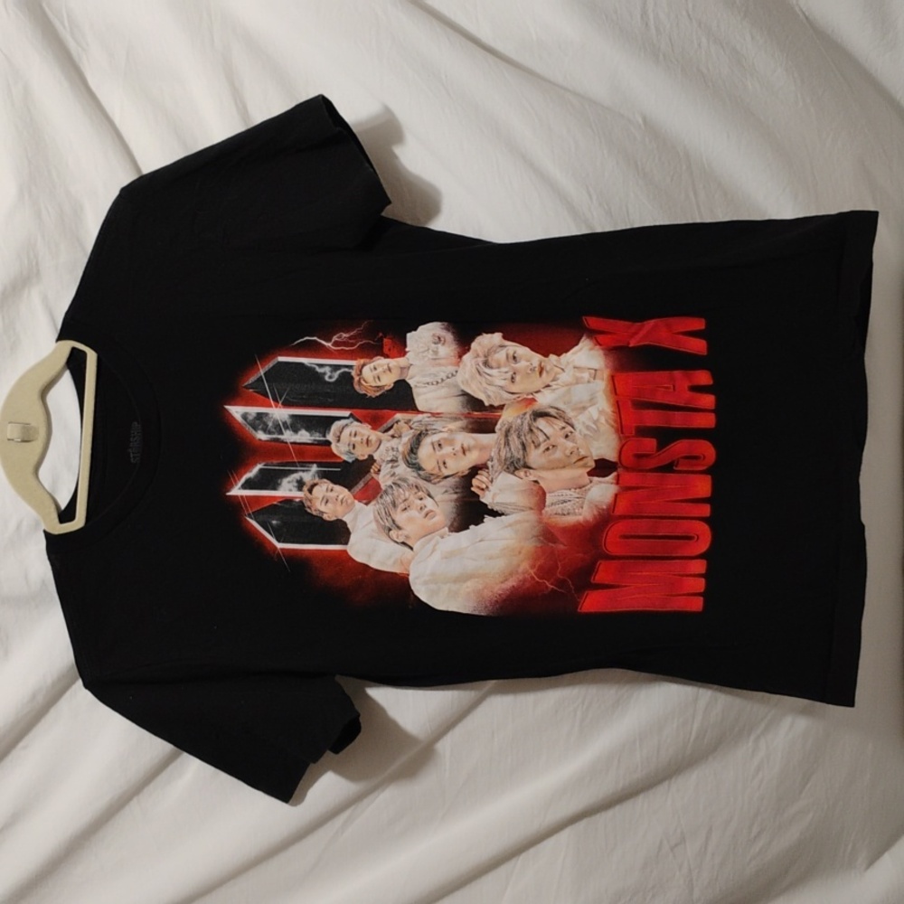 NWOT Monsta X Starship Entertainment Hashtag Shirt Sz.XS